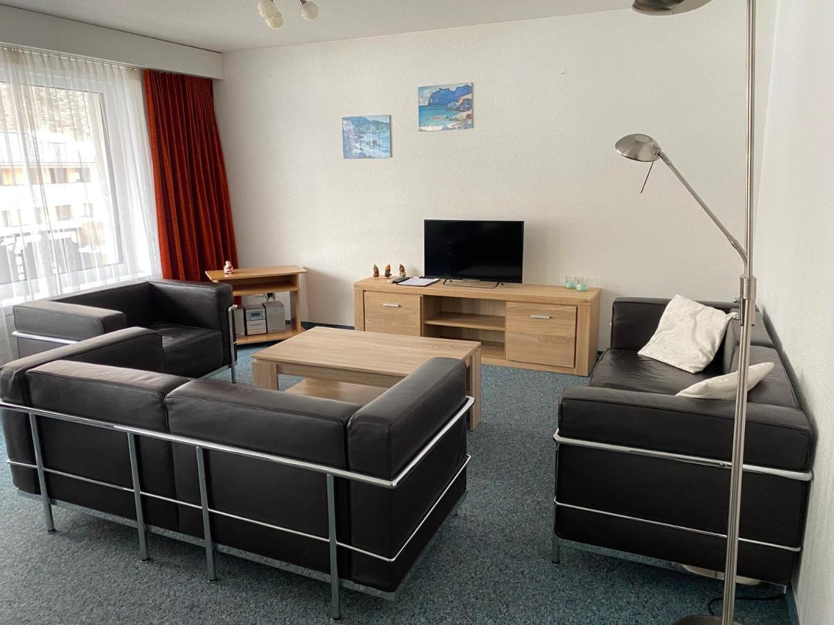 Hotel Kristall 사스-알마겔 외부 사진