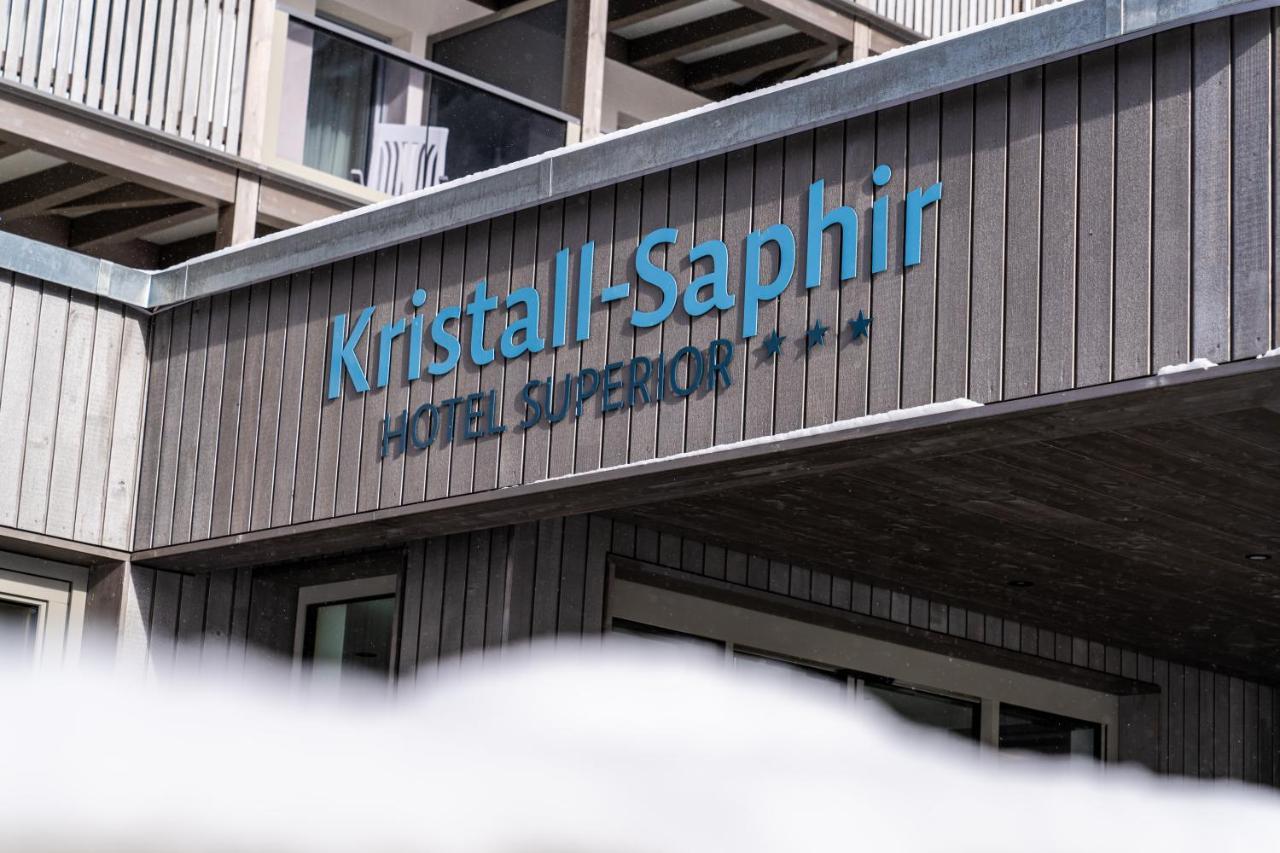 Hotel Kristall 사스-알마겔 외부 사진